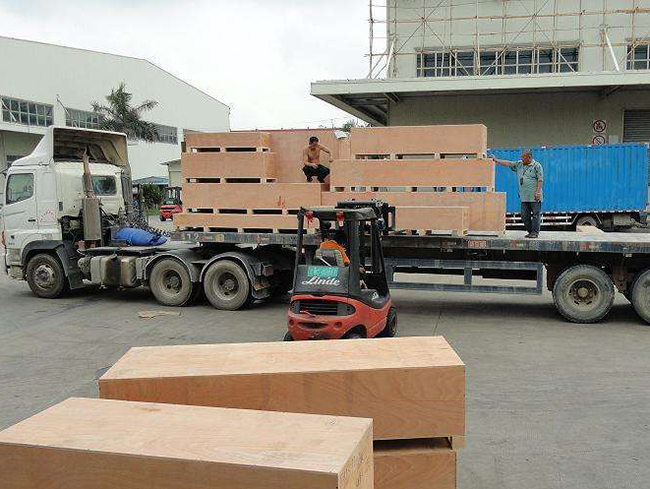 參展貨物運輸到澳門/香港參展運輸注意事項；深圳到香港物流-香港物流專線-中港貨運物流運輸專線-佛山到香港物流專線-一般貿易進出口報關代理-倉儲配送-深圳市東勝物流有限公司