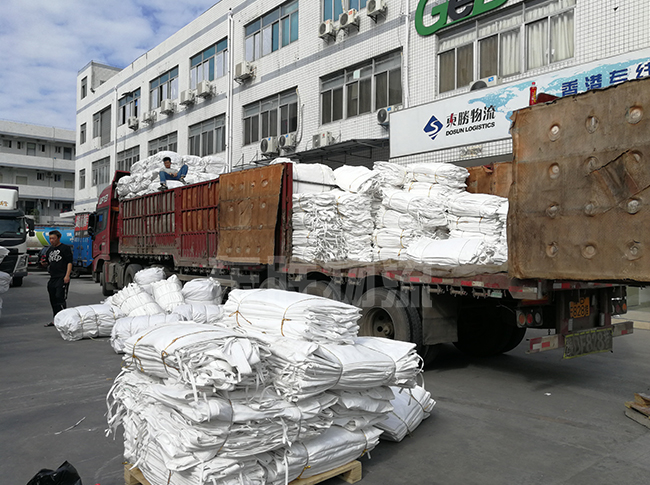 香港到深圳包稅進(jìn)口；深圳到香港物流-香港物流專線-中港貨運(yùn)物流運(yùn)輸專線-佛山到香港物流專線-一般貿(mào)易進(jìn)出口報(bào)關(guān)代理-倉儲(chǔ)配送-深圳市東勝物流有限公司