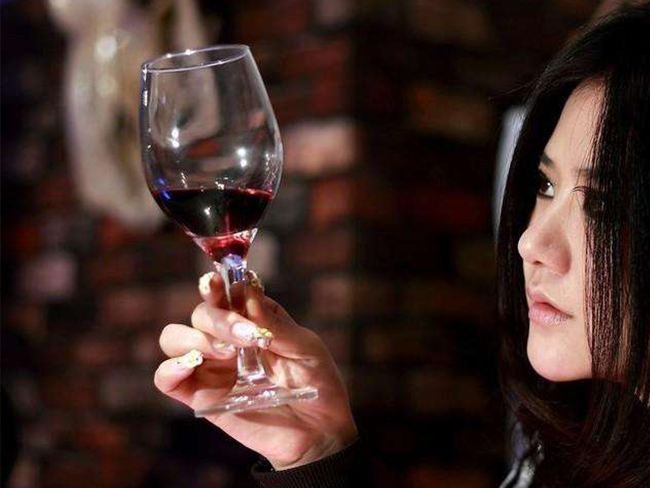 葡萄酒運(yùn)輸香港/澳門(mén)流程解析