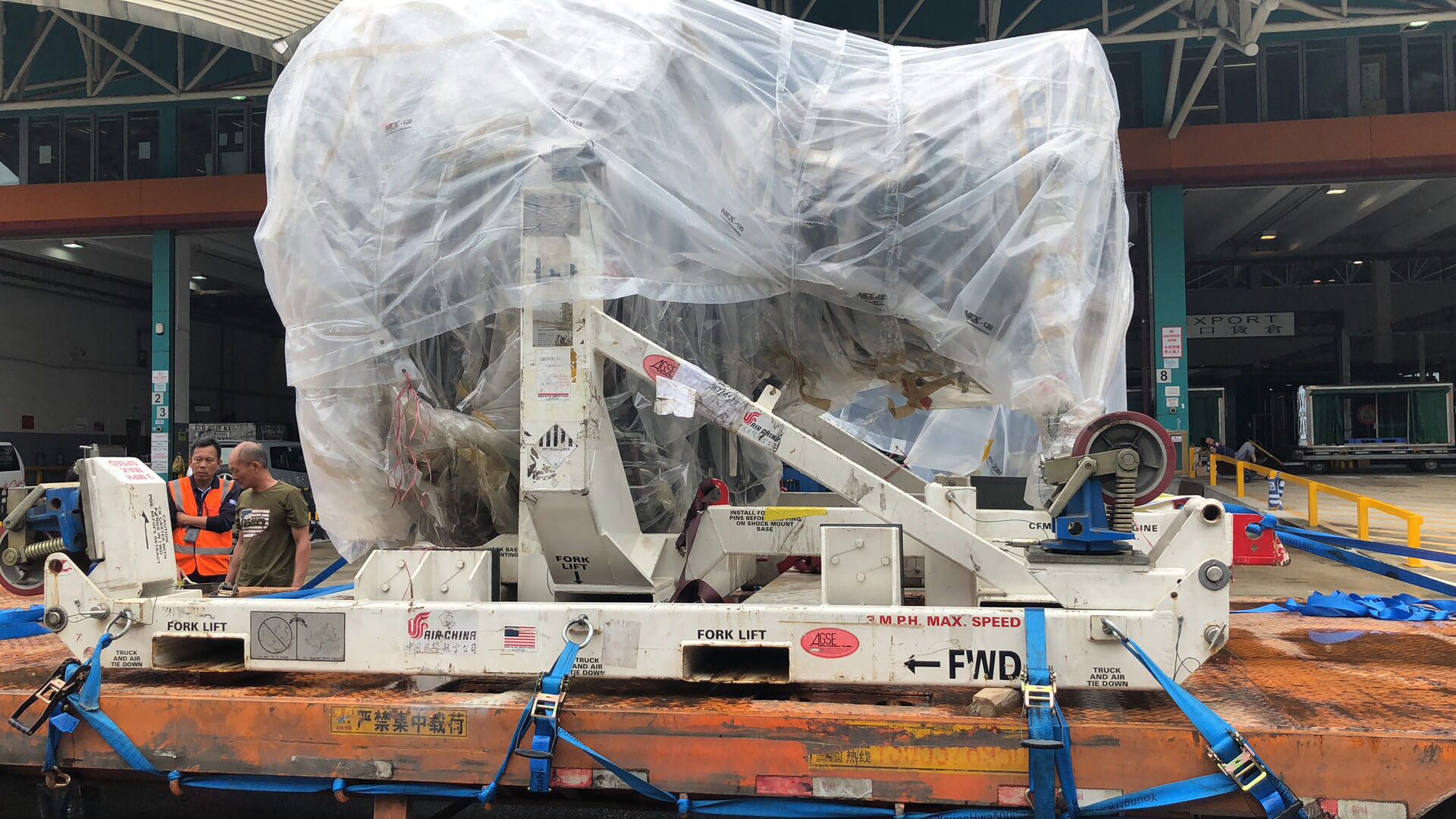 深圳出口澳門,澳門物流專線-深圳到澳門物流,澳門深圳貨運(yùn)運(yùn)輸,深圳澳門進(jìn)出口,深港物流專線,中港物流,東勝物流集團(tuán)-深圳市東勝物流有限公司 深圳出口澳門,澳門物流專線-深圳到澳門物流,澳門深圳貨運(yùn)運(yùn)輸,深圳澳門進(jìn)出口,深港物流專線,中港物流,東勝物流集團(tuán)-深圳市東勝物流有限公司