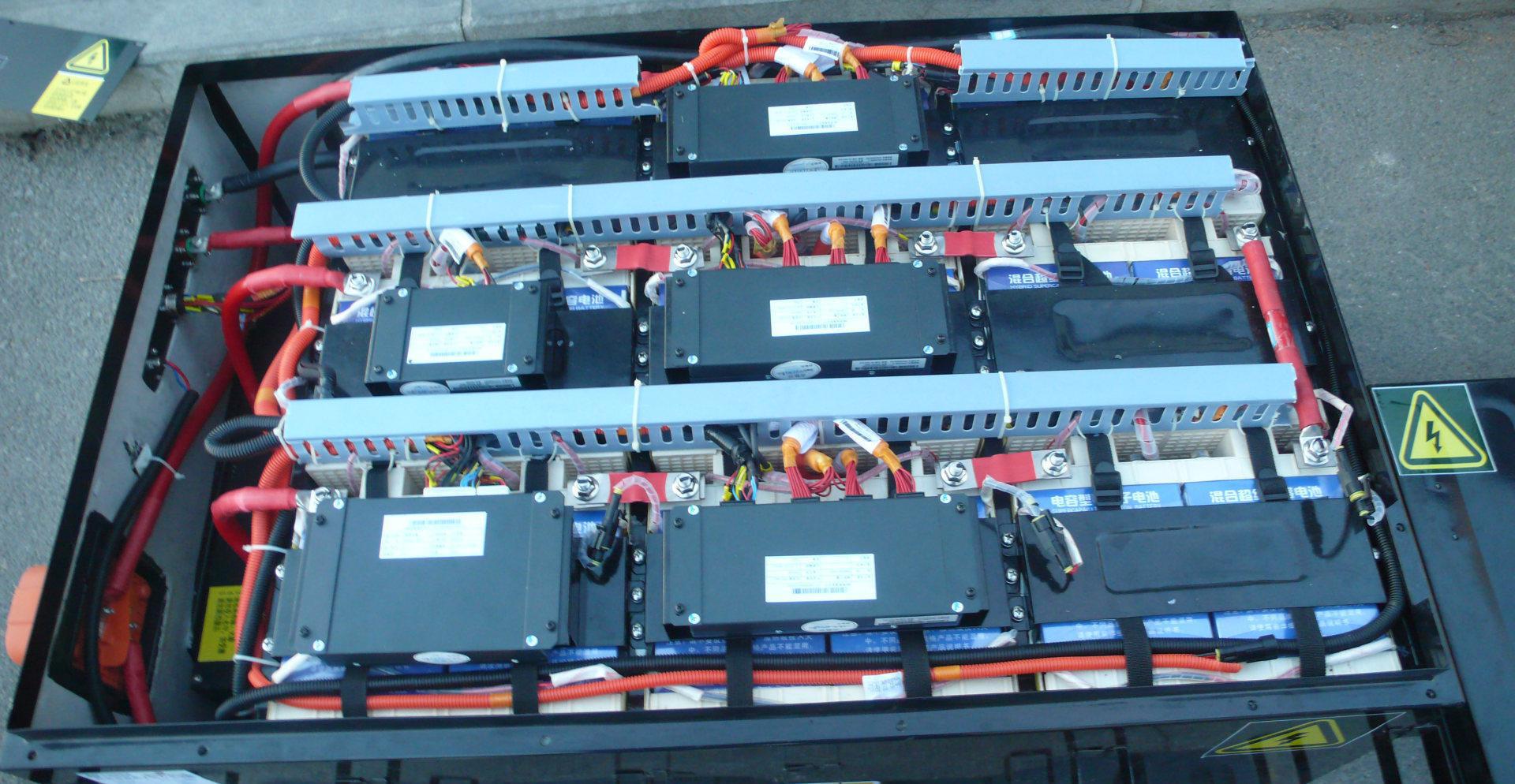 蓄電池陸運(yùn)出口澳門-深圳東勝物流