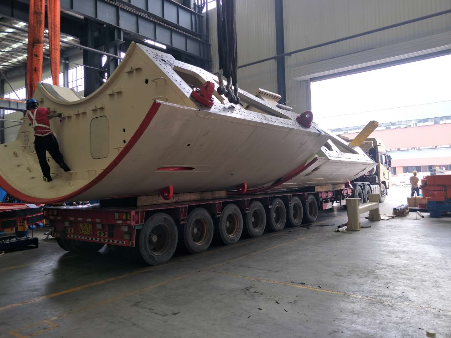 大型模具運(yùn)輸：佛山發(fā)貨到香港，佛山到香港物流